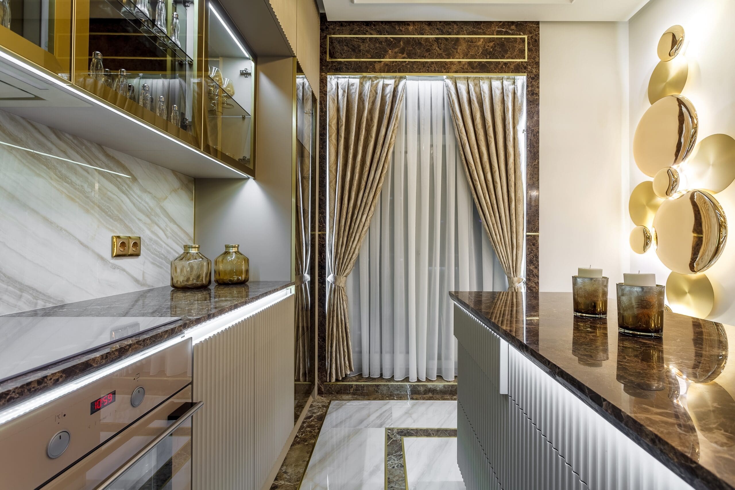 Modern Italian kitchen cabinets in Dallas with Pedini luxury cabinetry and clean architectural design